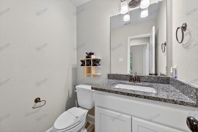 Building Photo - 4224 Riverside Dr