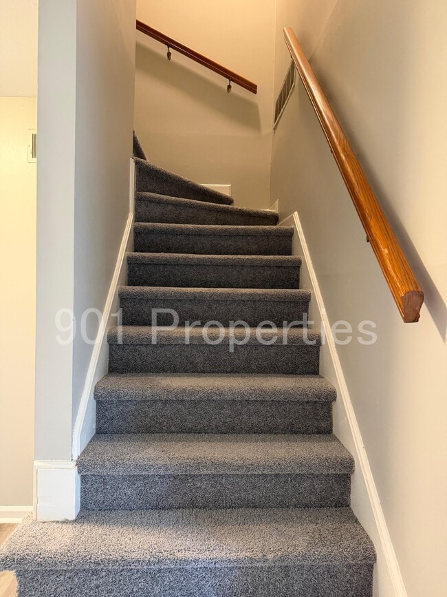 Building Photo - 2658 Galaxie St