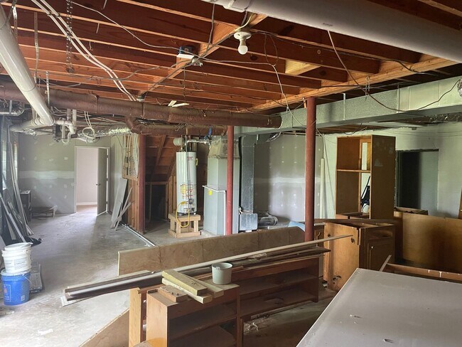 Building Photo - 3785 Pop Stone Cir