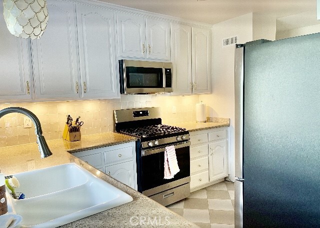 Building Photo - 27932 Paseo Tortuga