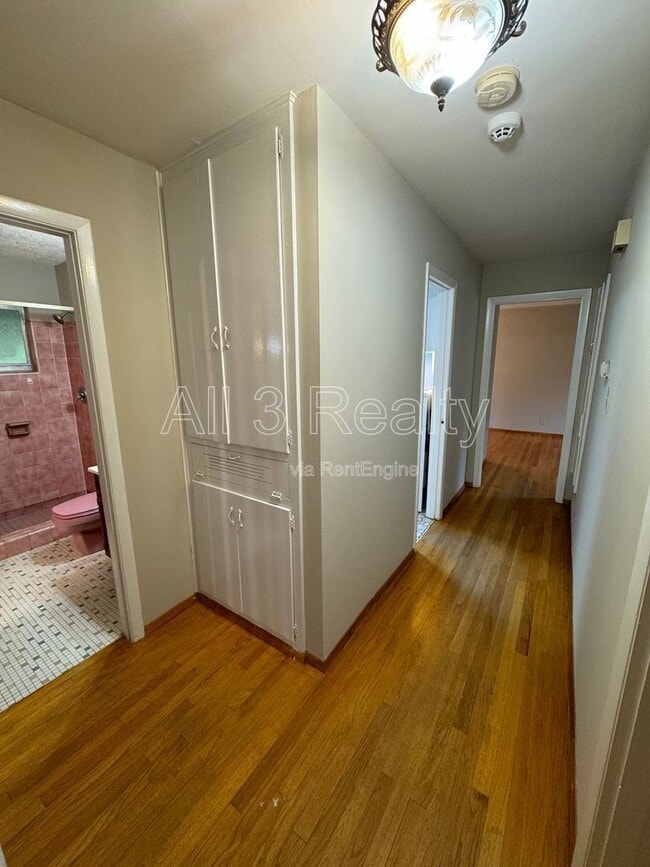 Building Photo - 3390 Arborfield Rd