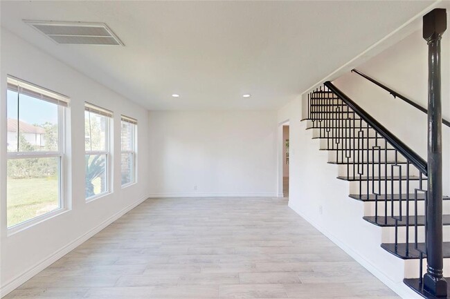 Building Photo - 3830 Cosby St