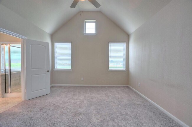 Building Photo - 8739 Tubelo Mill Dr