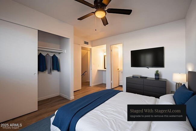 Building Photo - 12 E Hermosa Dr