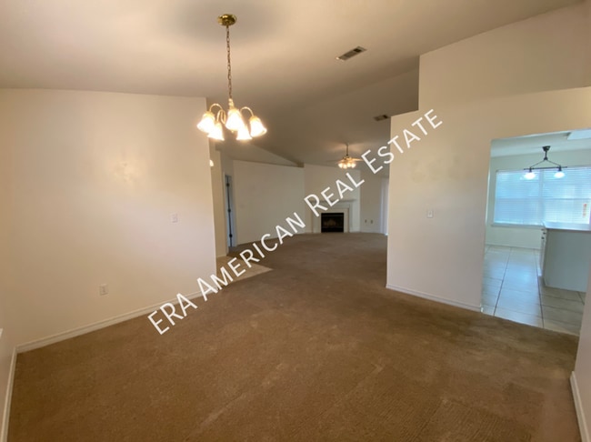 Building Photo - 4250 Shadow Ln