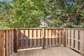 Building Photo - 5560 Kingsport Dr