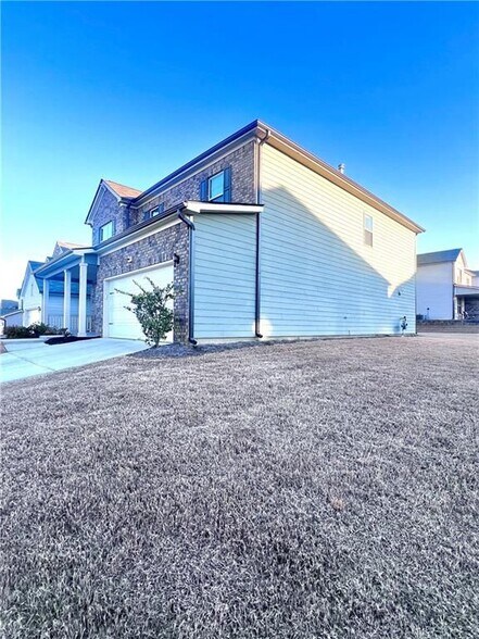 Building Photo - 2464 Pinnae Pl