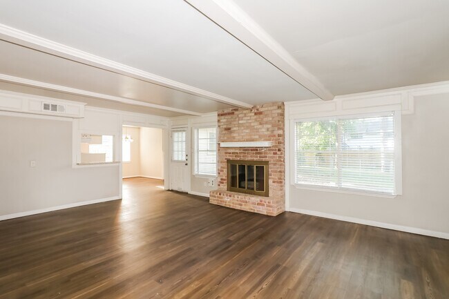 Building Photo - 10530 Jaycreek Dr