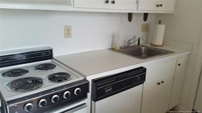 Building Photo - 384 Bald Cypress Dr