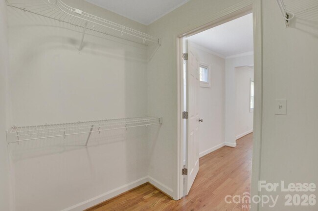Building Photo - 121 Marshdale Ave SW