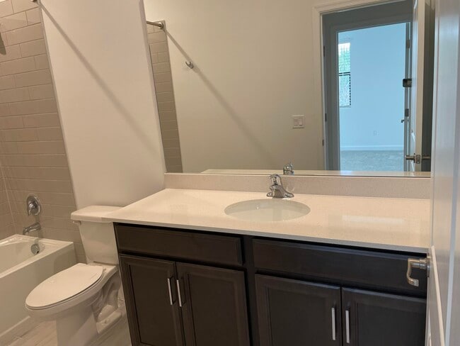 Building Photo - 14167 SW Solange St