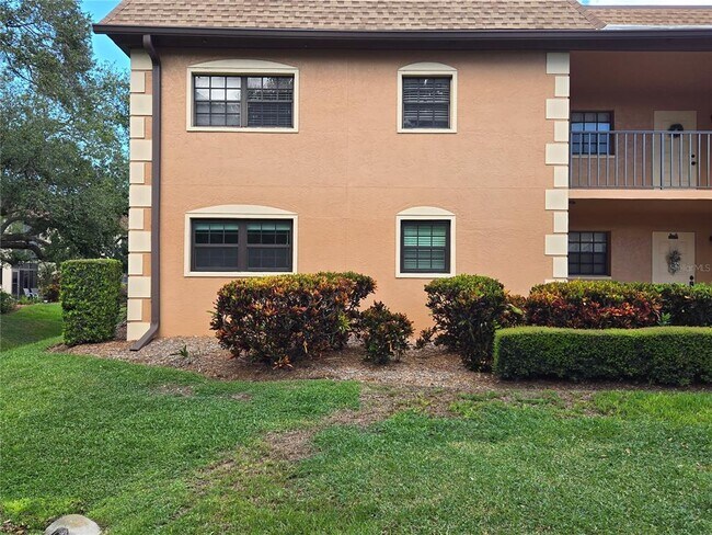 Building Photo - 12900 Vonn Rd