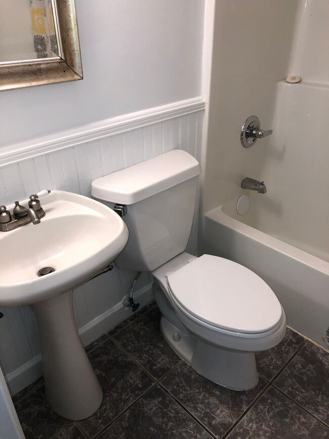 Building Photo - 142 Margo Ln