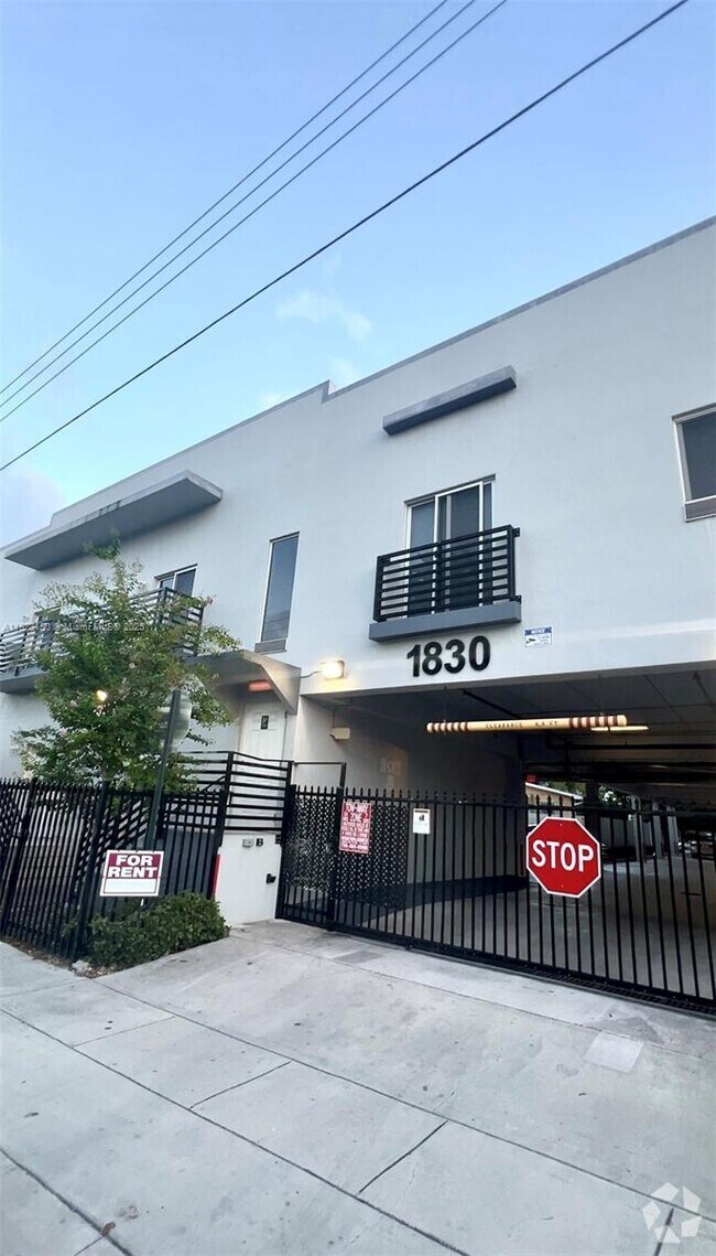 Building Photo - 1830 NW 1st St