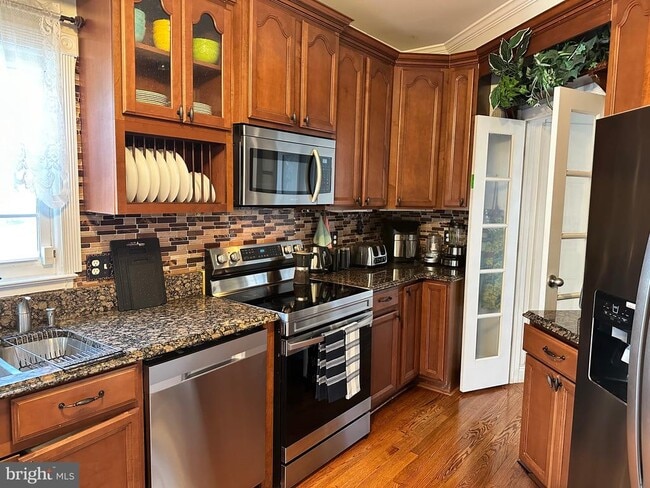 Building Photo - 6109 Cloud Dr