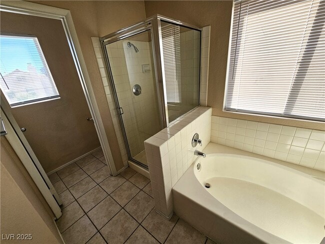 Building Photo - 1216 Lucia Dr