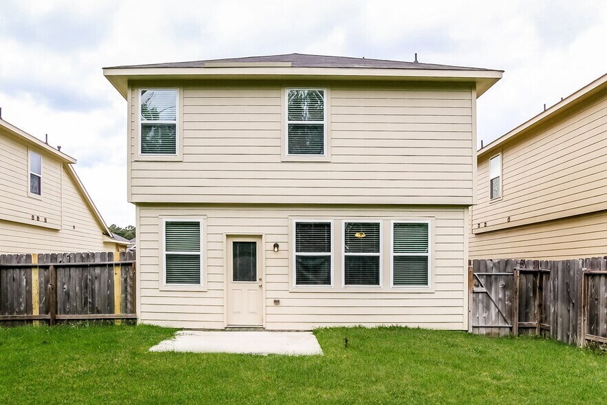 Building Photo - 13050 Rose Landing Dr