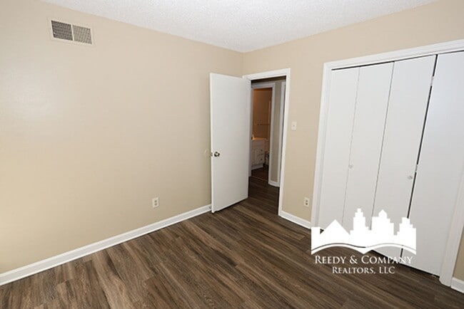 Building Photo - 5169 Braden Dr