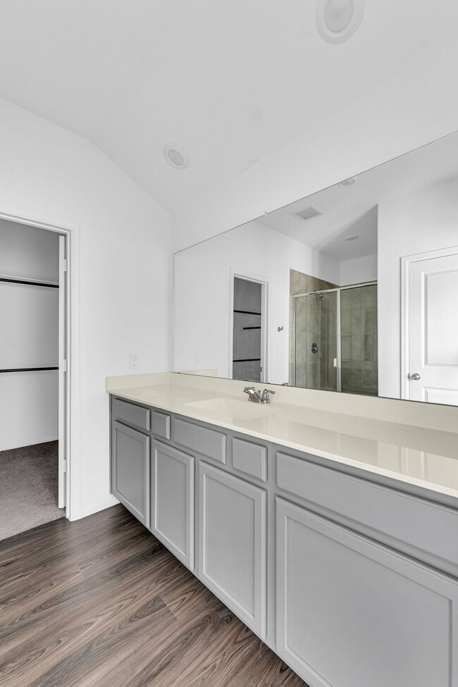 Building Photo - 18406 Cobalt Cove Ln