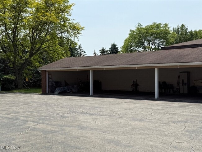 Building Photo - 6316 Tippecanoe Rd