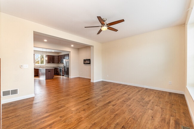 Building Photo - 487 S Arlington Rd