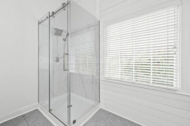 Building Photo - 12030 Stonebrook Cv