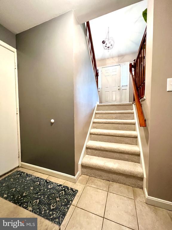 Building Photo - 7684 Green Garland Dr