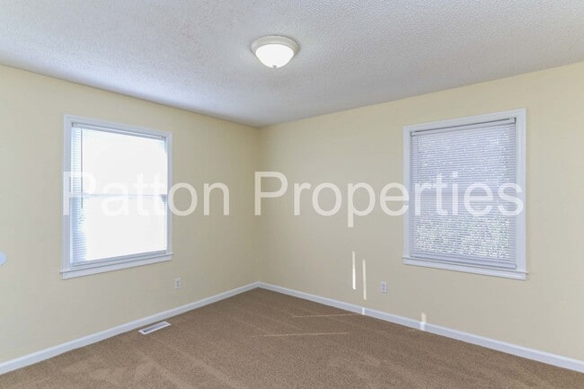 Building Photo - West Columbia Home- Hamlet South Commuity