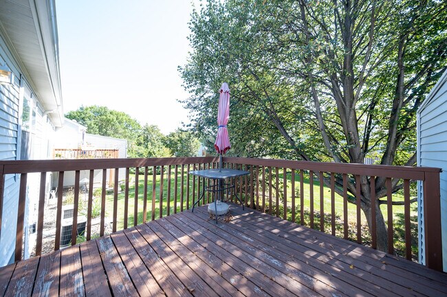 Building Photo - 15645 Float Ct