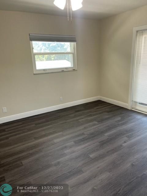 Building Photo - 2270 SW 46th Ct
