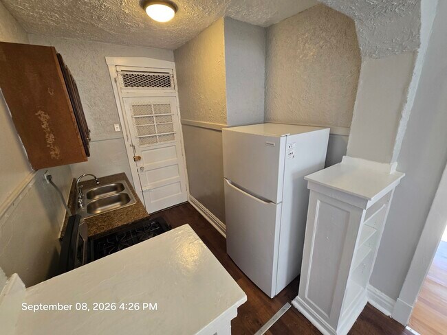 Building Photo - 4747 N Monticello Ave