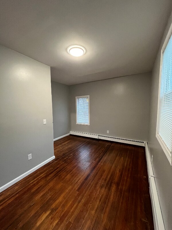 Building Photo - 19 Shepard St