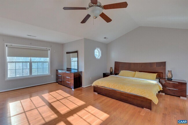 Building Photo - 373 Bayberry Way