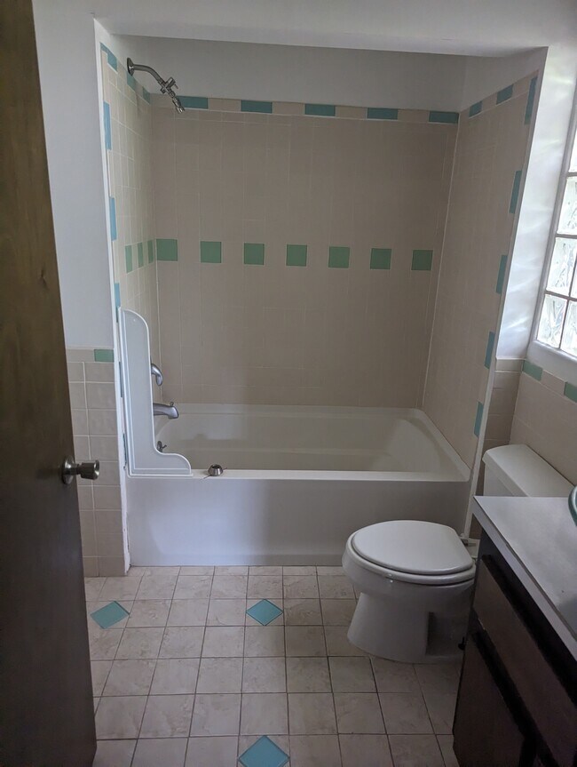 Building Photo - 744 Law St NW