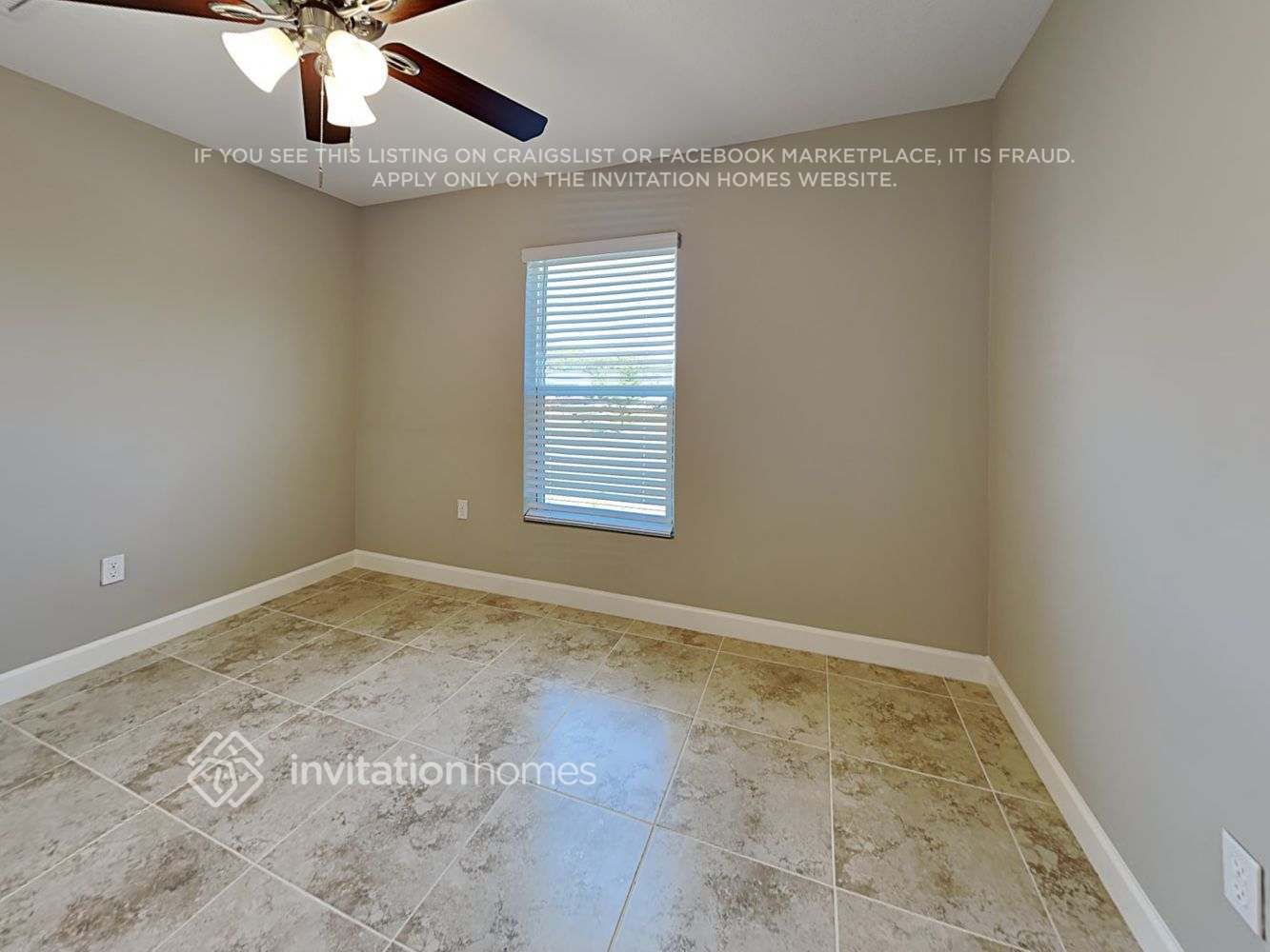 Building Photo - 842 Starland St SE