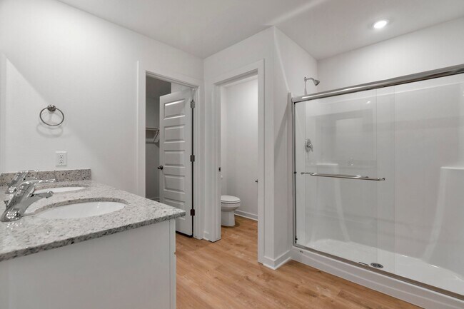 Building Photo - Brand-New 3 Bedroom Home in Prairie Grove!...