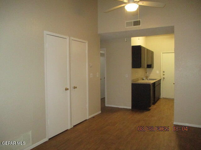 Building Photo - 946 Montera Rd