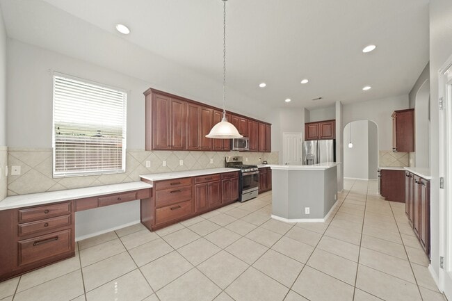 Building Photo - 5710 Everhart Manor Ln