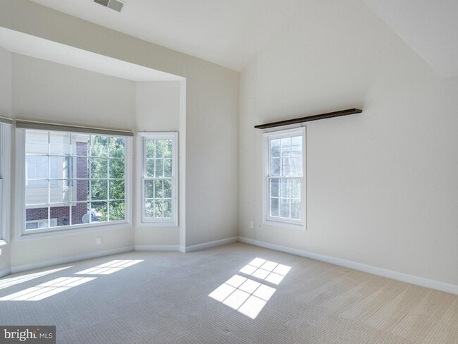 Building Photo - 8870 Ashgrove House Ln