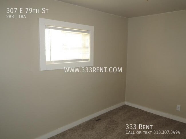 Building Photo - 307 E 79th St