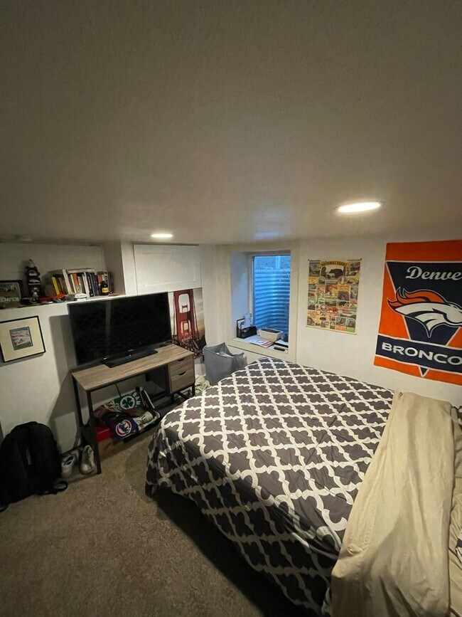 Building Photo - Charming, Spacious Rental in Old Town Fort Collins | Avail. 08/01/2026