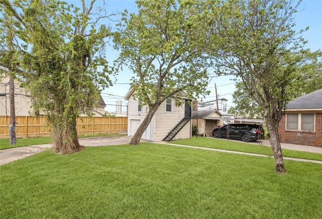 Building Photo - 2218 Arbor St