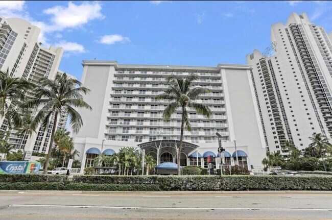 Building Photo - 19201 Collins Ave