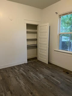 Building Photo - 140 8th St