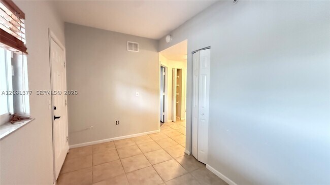 Building Photo - 3452 Cypress Trail