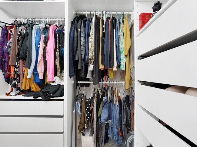 Building Photo - 6841 SW 147th Ave