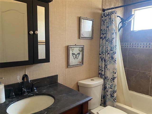 Building Photo - 1230 Donegal Ln