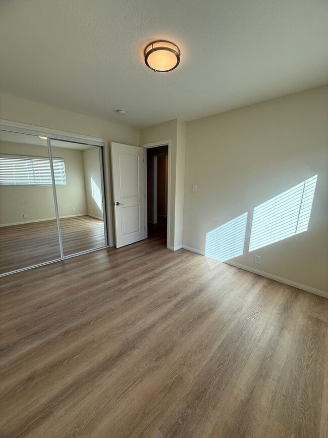 Building Photo - 227-233 Wolff Street