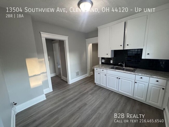 Building Photo - 13504 Southview Ave