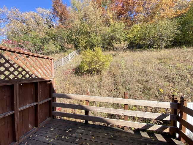 Building Photo - 2932 Northern Slopes Ln NE